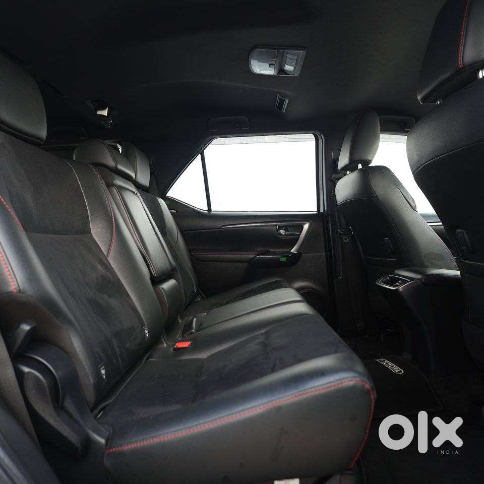 Toyota Fortuner 2.8 Gr-s, 2023, Diesel