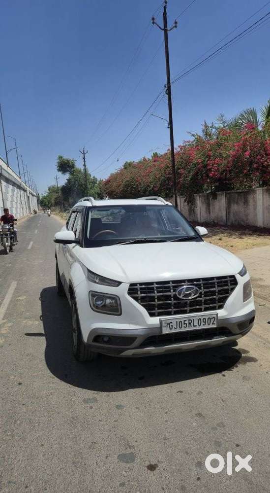 Hyundai Venue Sx Plus Turbo Dct, 2020, Petrol
