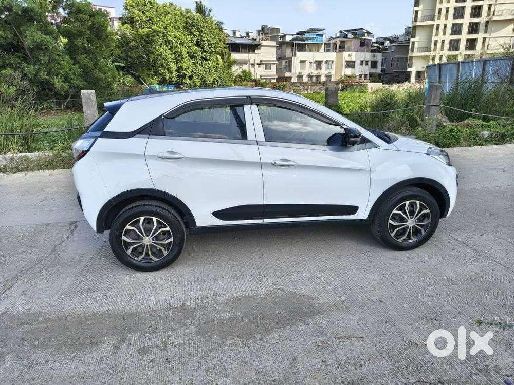 Tata Nexon 1.2 Revotron Xma, 2019, Diesel