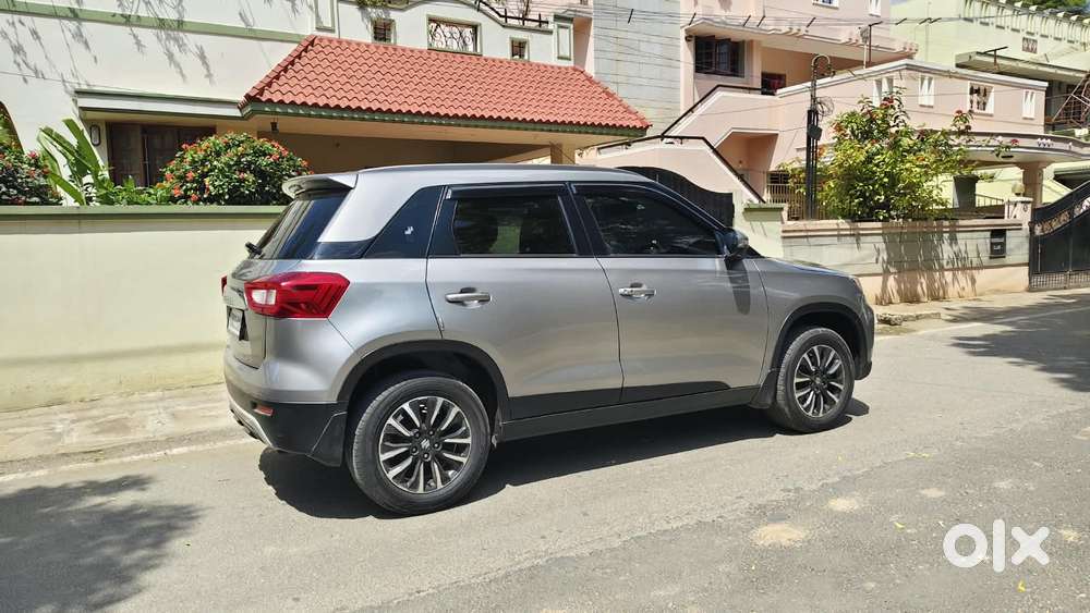 Maruti Suzuki Brezza 1.5 Zxi Smart Hybrid, 2022, Petrol