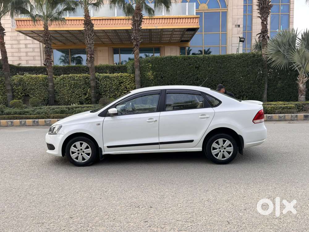 Volkswagen Vento 2010-2013 Petrol Trendline, 2011, Petrol