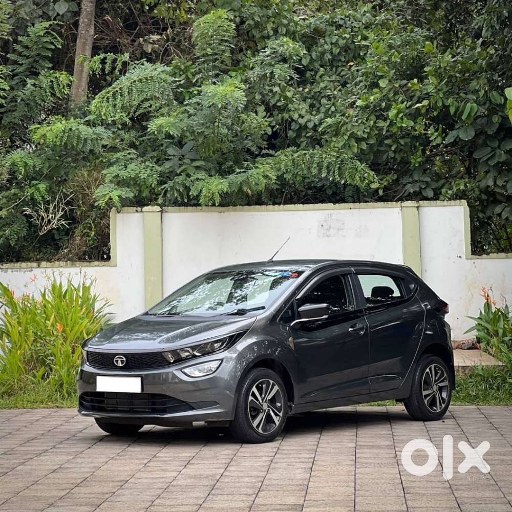 Tata Altroz Xz, 2022, Petrol