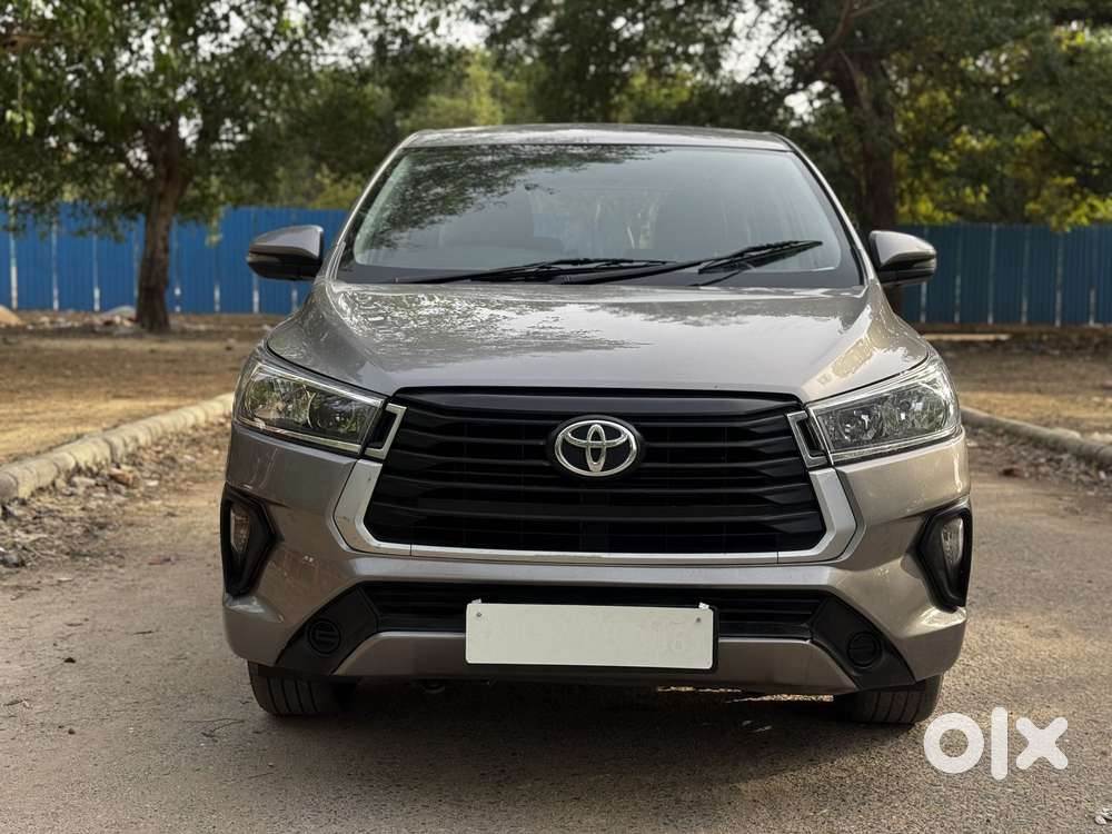 Toyota Innova Crysta [2020-ongoing] 2.4 Gx 7 Str, 2022, Diesel