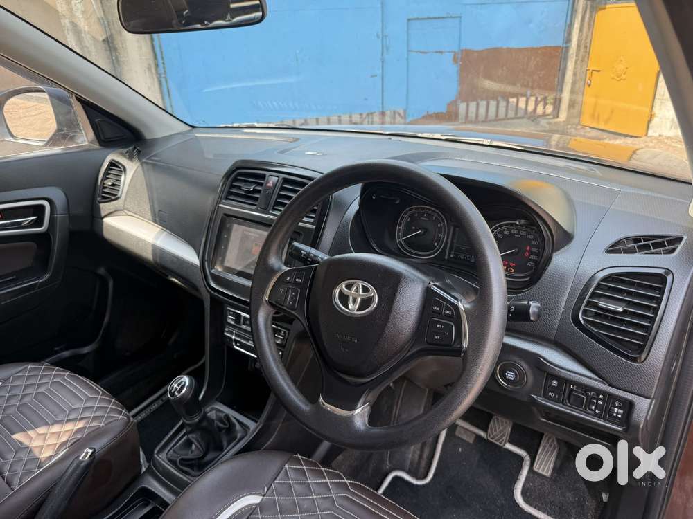 Toyota Urban Cruiser 1.5 High Grade Mt, 2022, Petrol