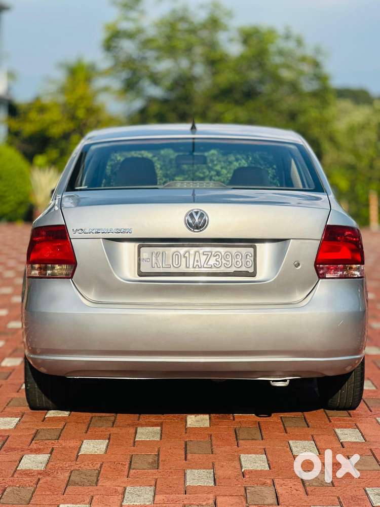 Volkswagen Vento 2010-2013 Petrol Highline, 2010, Petrol