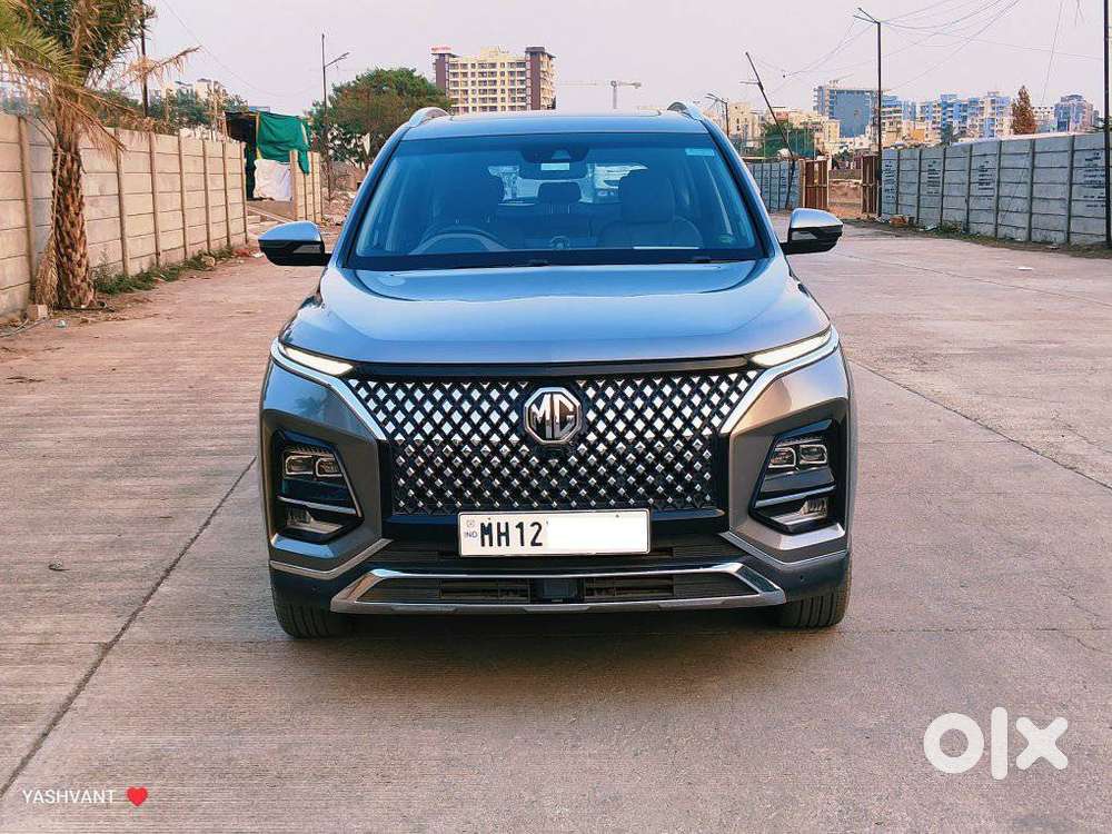 Mg Hector Plus Savvy Pro 1.5 Turbo Petrol Cvt 7 Str Dual Tone, 2023,..