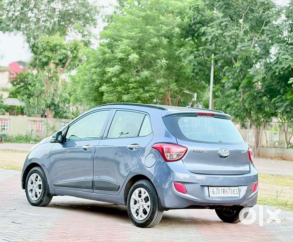 Hyundai Grand I10 Sportz, 2014, Petrol