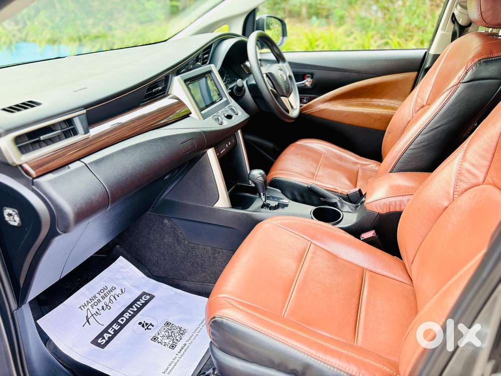 Toyota Innova Crysta 2.8z Automatic, 2016, Diesel