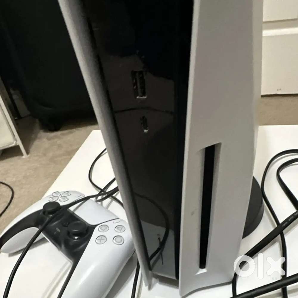 Sony PlayStation 5 PS5 Disc Edition Console w/ DualSense, 825GB 4K Wi-