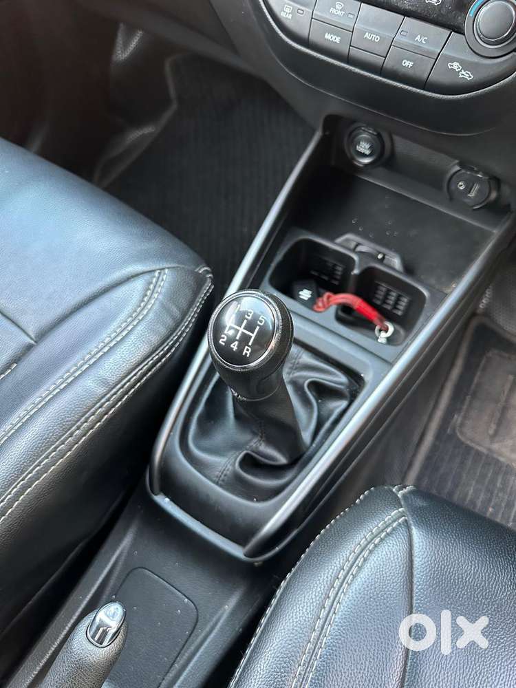 Maruti Suzuki Xl6 1.5 Zeta Mt, 2021, Petrol