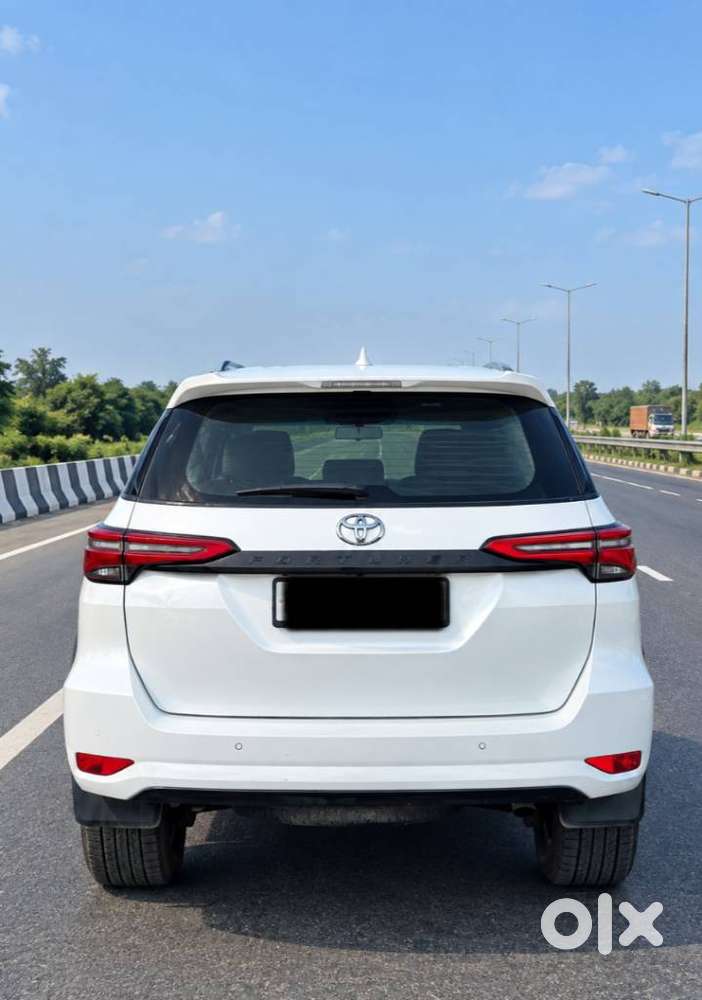 Toyota Fortuner 4x2 At 2.8 Diesel, 2023, Diesel