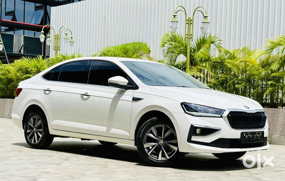 Skoda Slavia Style 1.0l Tsi At, 2023, Petrol