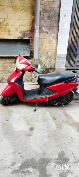 Buy Sell Second Hand Scooty in Rohini Used Scooters in Rohini OLX