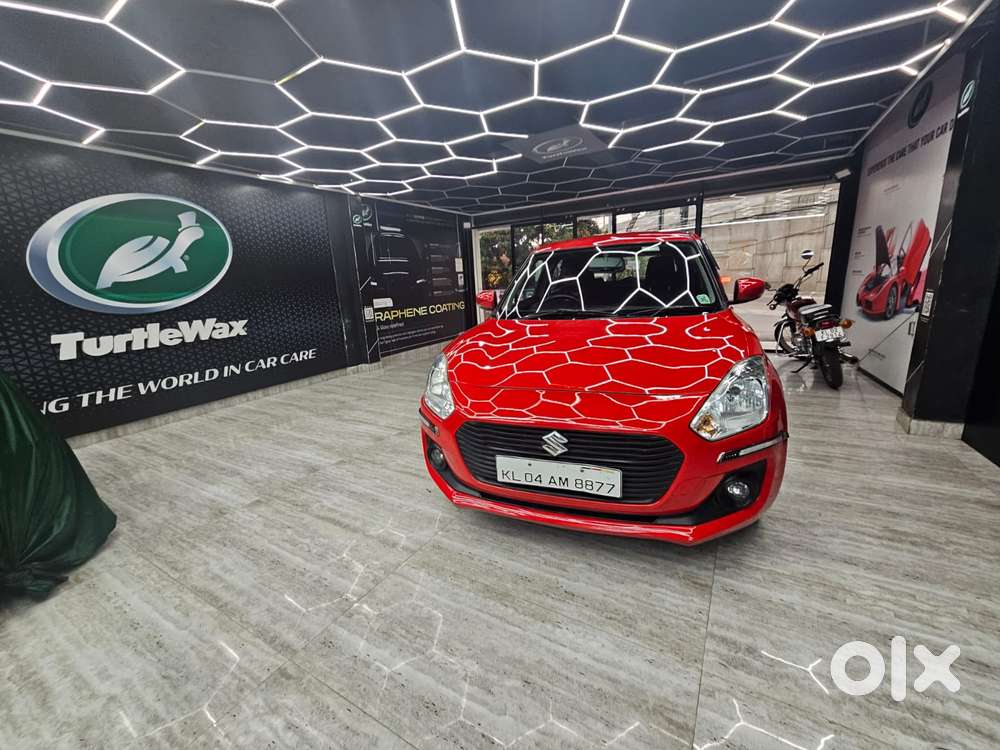Maruti Suzuki Swift Vxi + Manual, 2018, Petrol
