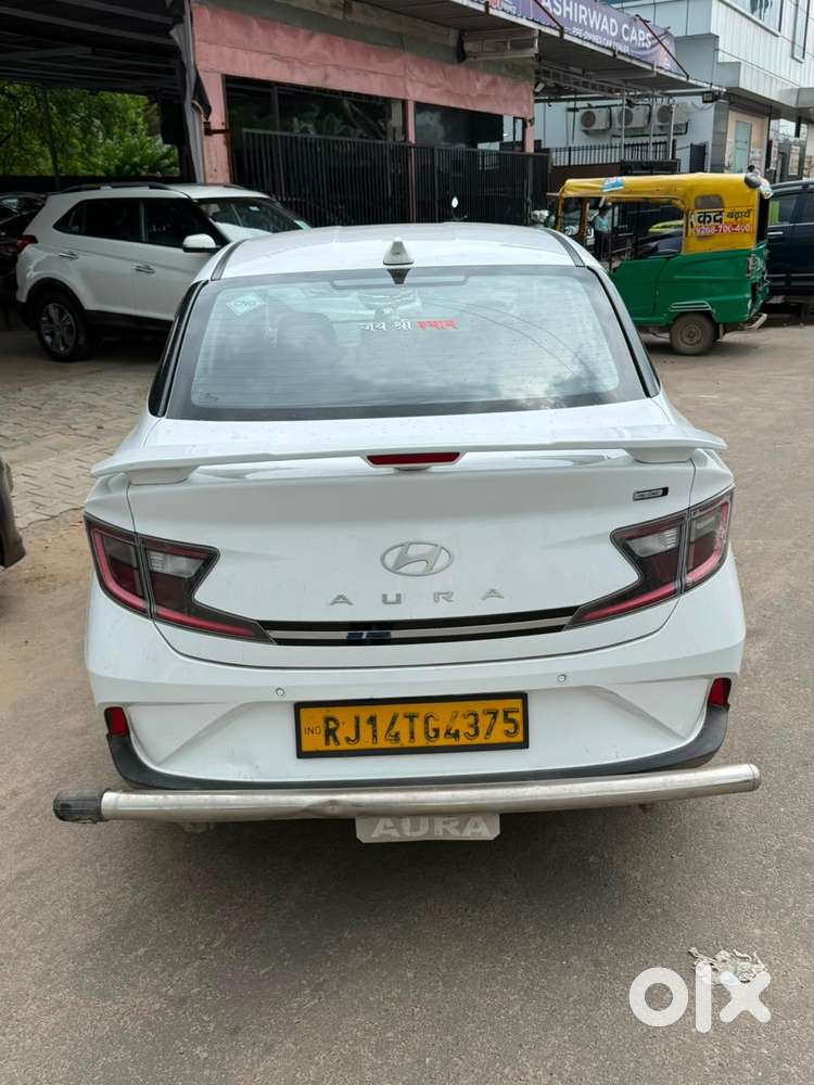 Hyundai Aura 1.2 Sx Cng, 2025, Cng & Hybrids