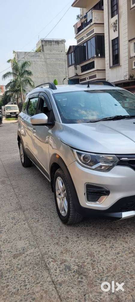 Renault Triber Rxt, 2020, Petrol