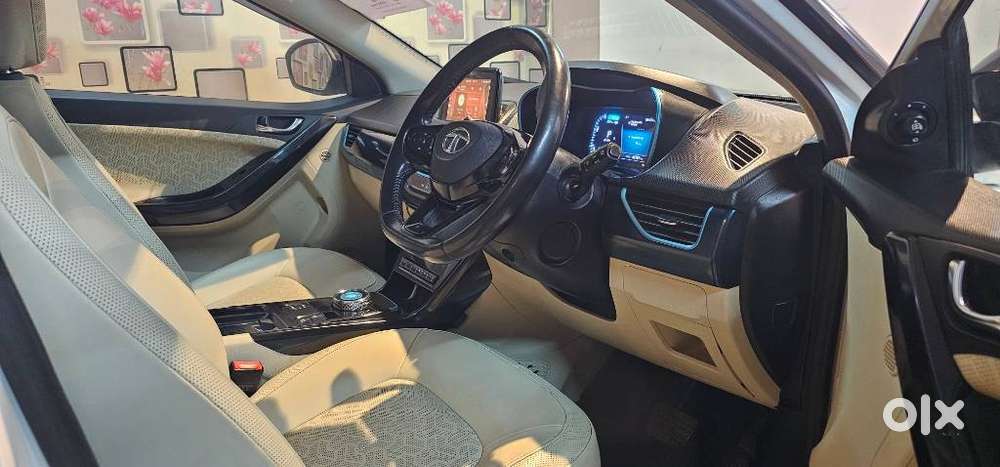 Tata Nexon Ev Max 3.3 Kw Xz Plus Lux, 2023, Electric