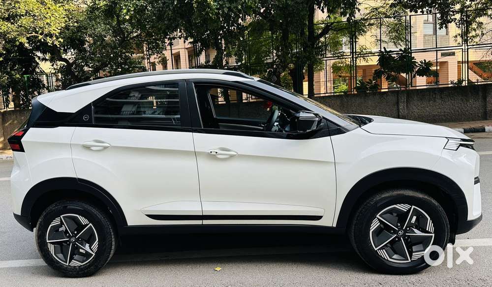 Tata Nexon Creative Plus S 1.2 Revotron Petrol 7dca Dt, 2024, Petrol