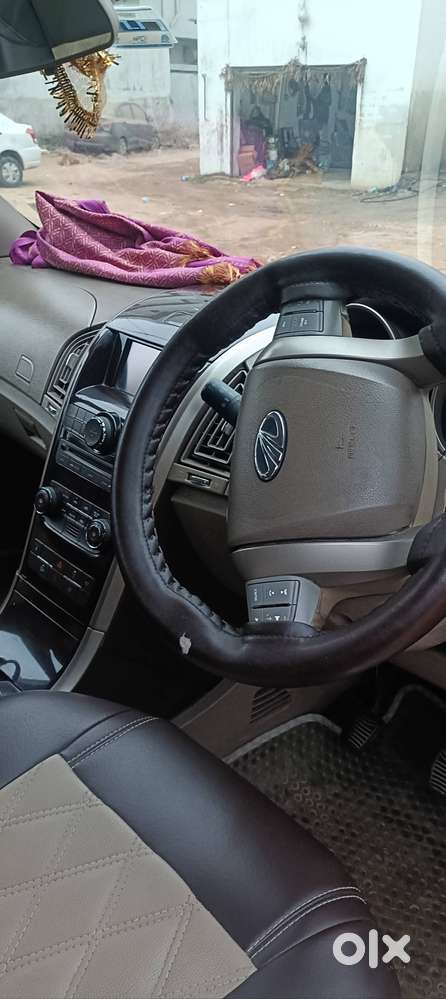 Mahindra Xuv