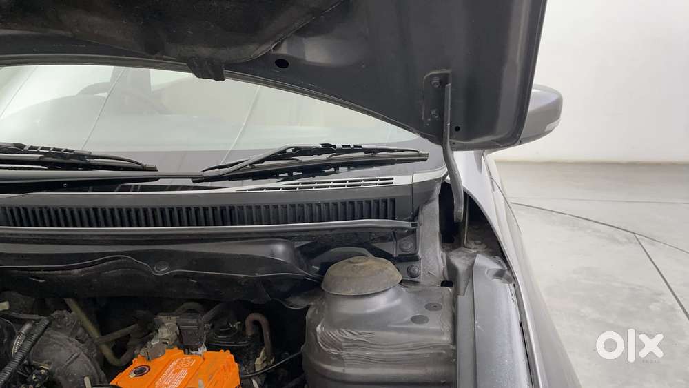 Maruti Suzuki Ciaz 2014-2017 At Zxi, 2016, Petrol