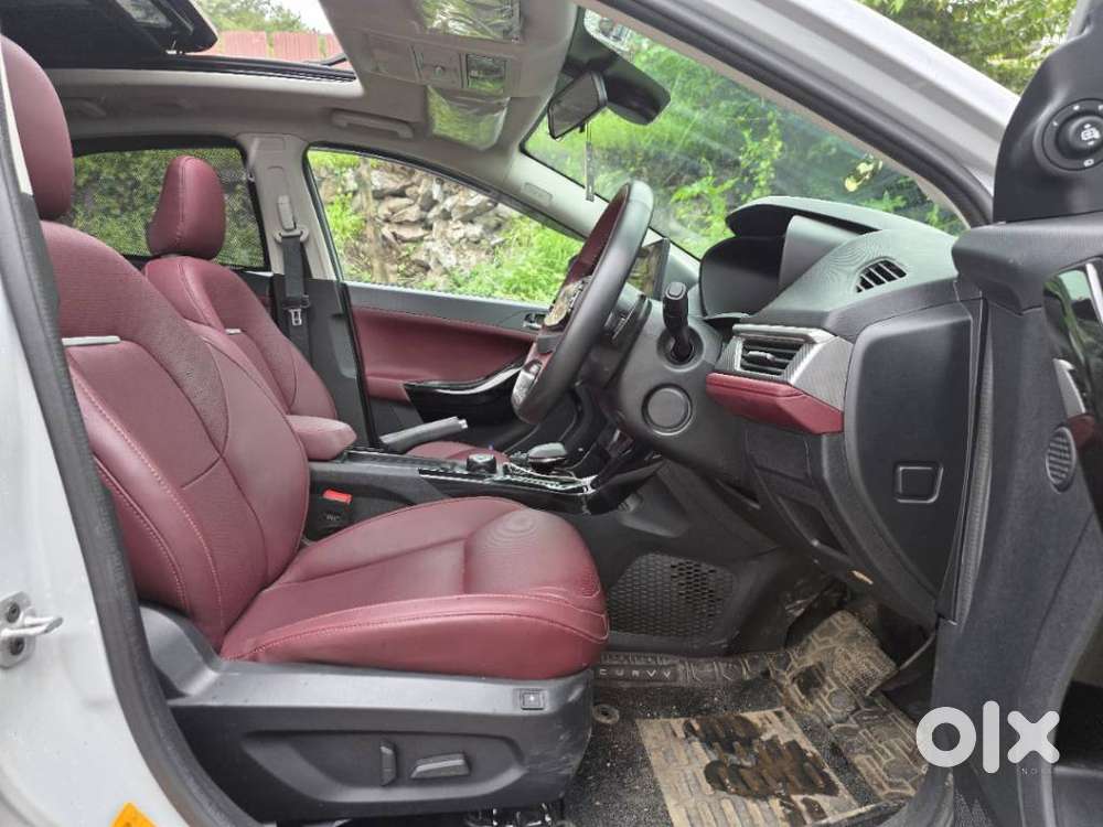 Tata Curvv Accomplished S 1.2 Revotron Petrol 7dca, 2025, Petrol