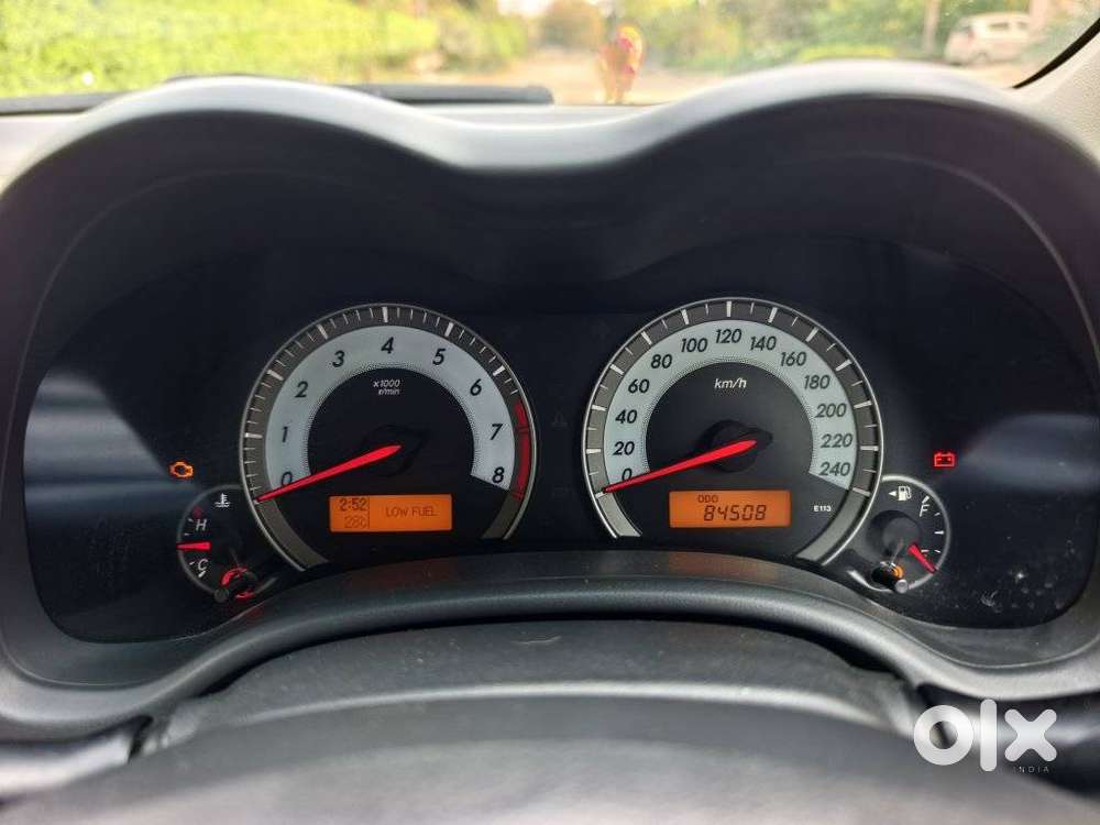 Toyota Corolla Altis 1.8g Limited, 2017, Petrol