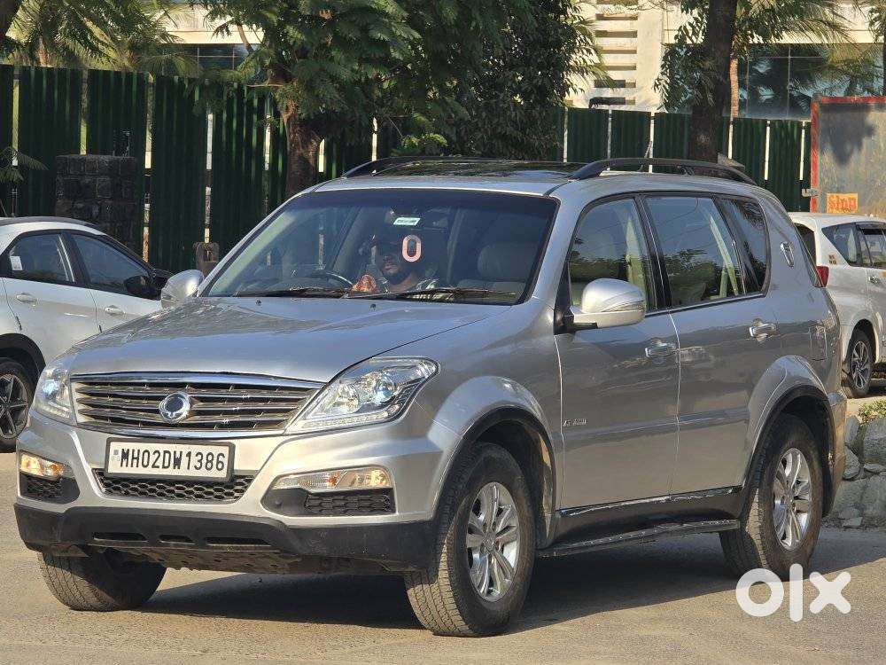 Mahindra Rexton, 2015, Diesel