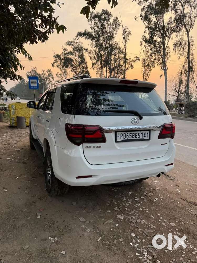 Toyota Fortuner 2016
Auto 4x2 Automatic 3.0 Diesel 174000 Km Driven