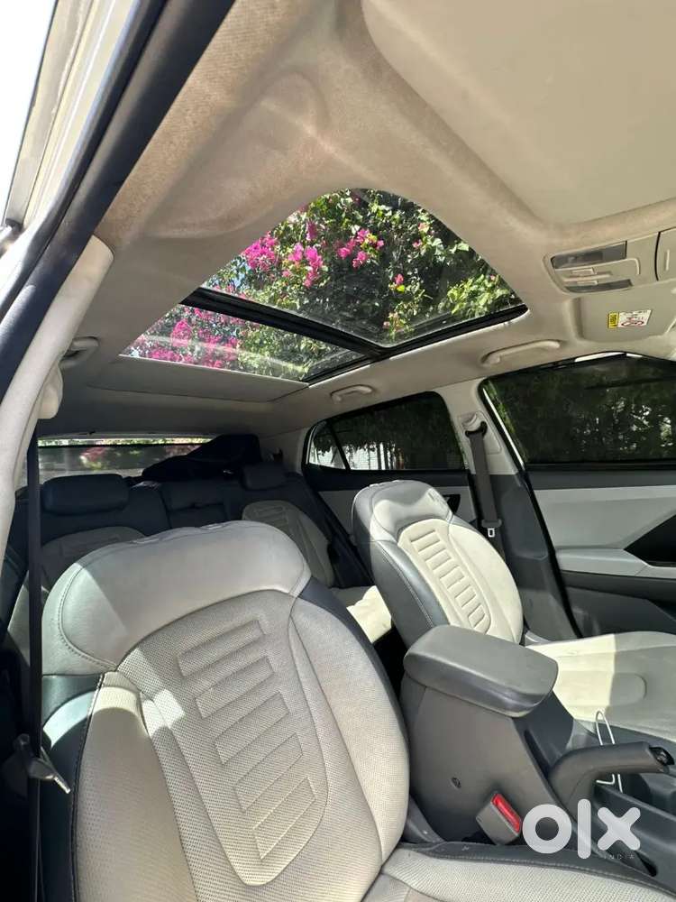 (s) Option White Color All Good Doctor Driven Car