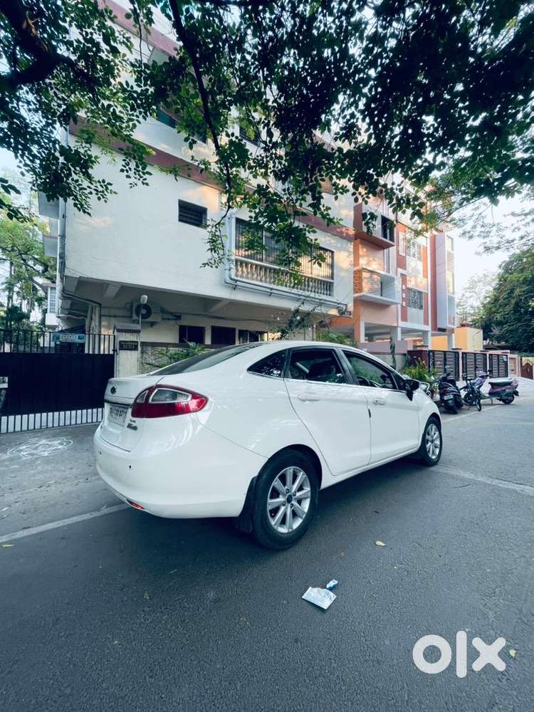 Ford Automatic Petrol 2012