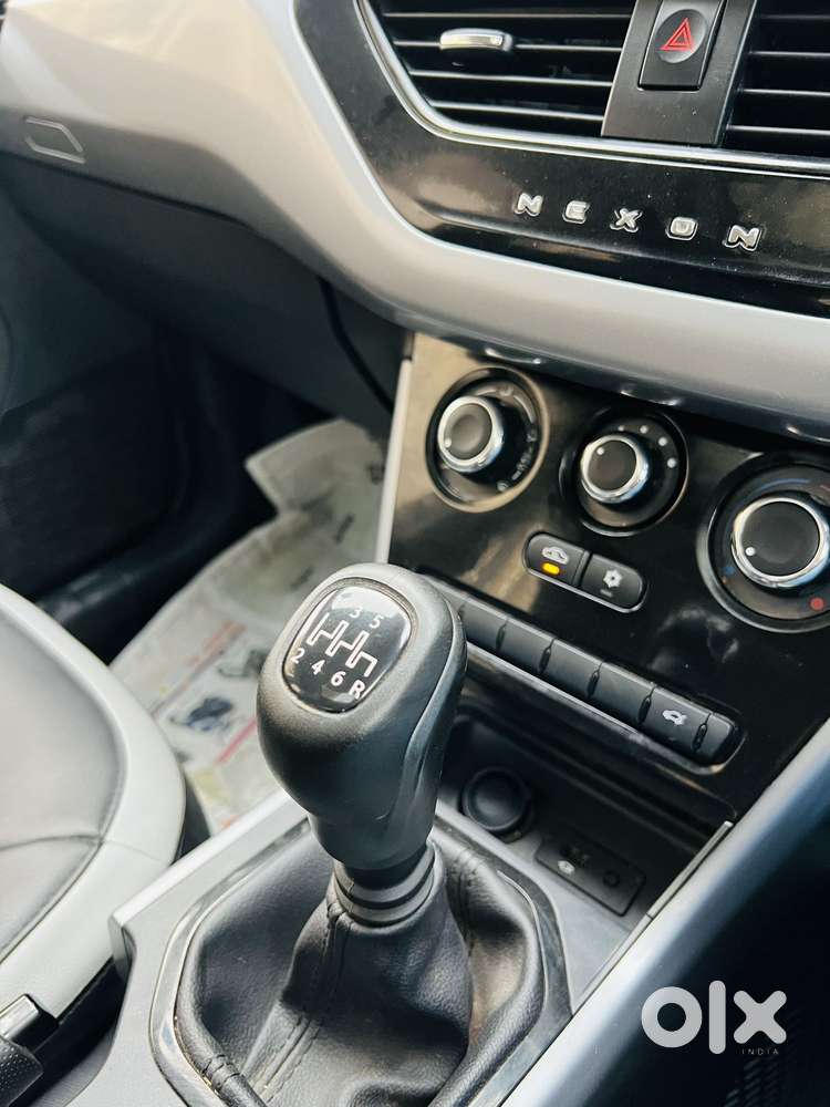 Tata Nexon 1.2 Revotron Xm Plus (s), 2023, Petrol