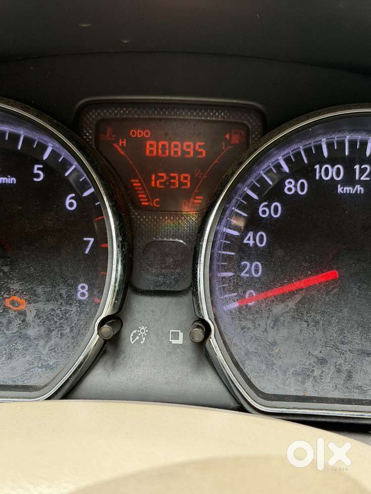Nissan Sunny Xv, 2011, Petrol