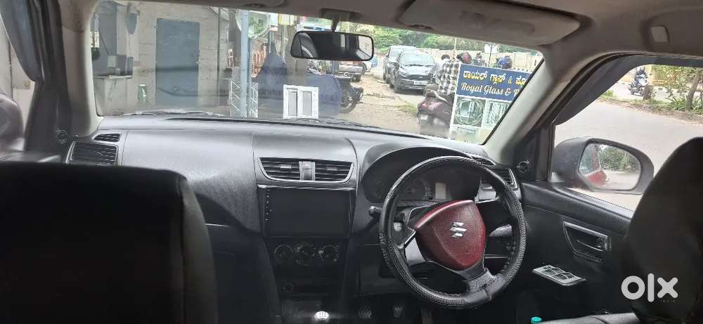 Maruti Suzuki Swift 2011 car