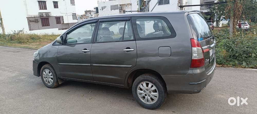 Toyota Innova 2.5 V 7 Str, 2009, Diesel