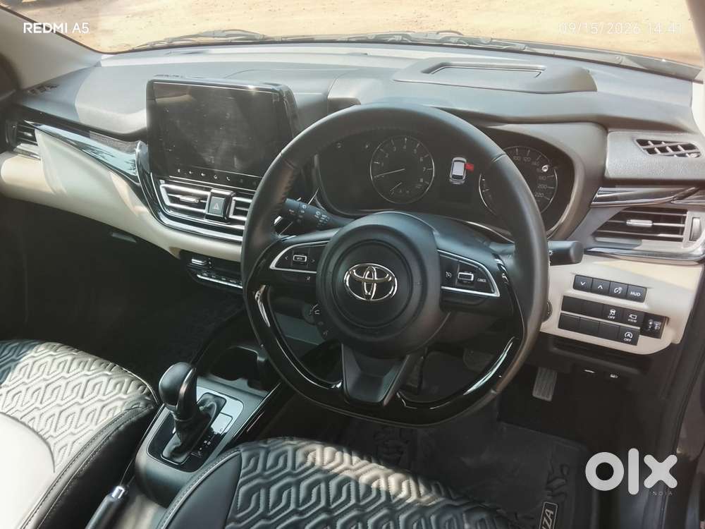 Toyota Glanza 1.2 V Amt, 2024, Petrol