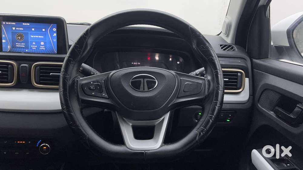 Tata Punch Accomplished Dazzle Sunroof Cng, 2024, Cng & Hybrids