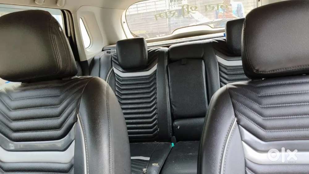 दिसम्बर 2016,टॉप मॉडल, साइलेंट गाड़ी है,