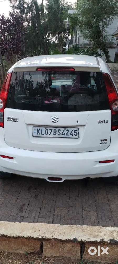 Family Used Maruti Suzuki Ritz Car Selling