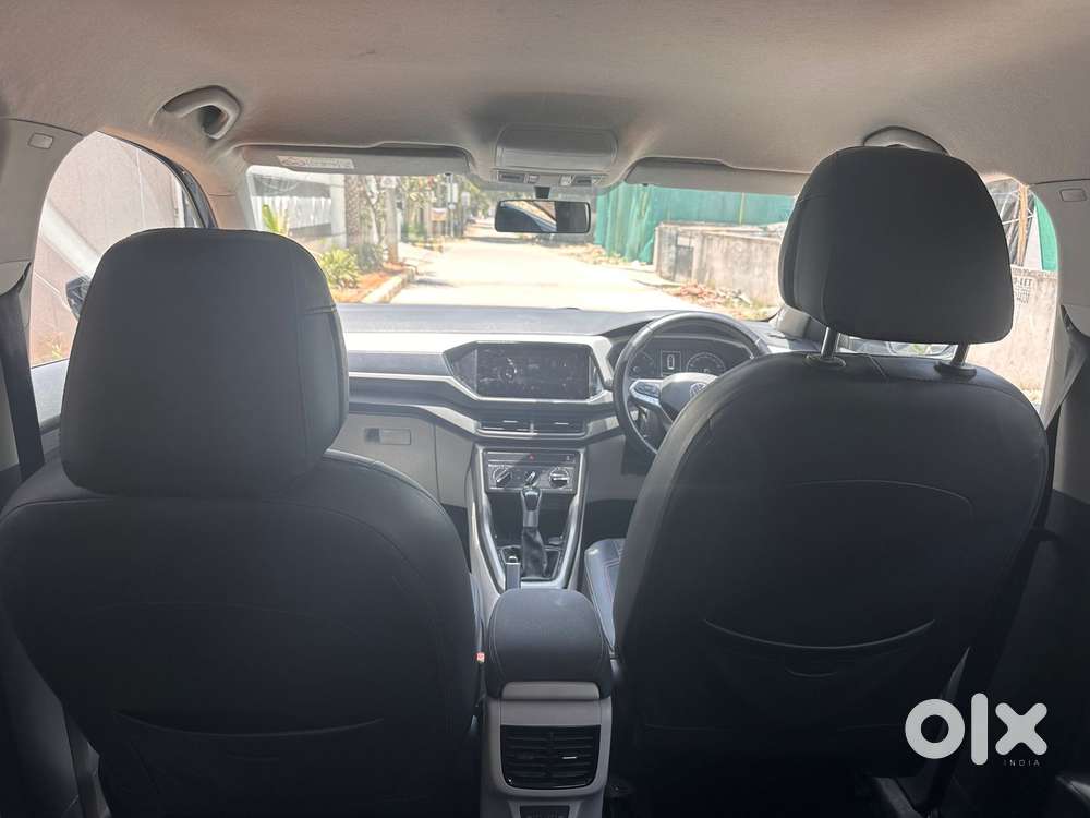 Volkswagen Taigun 1.0 Tsi Highline At, 2022, Petrol