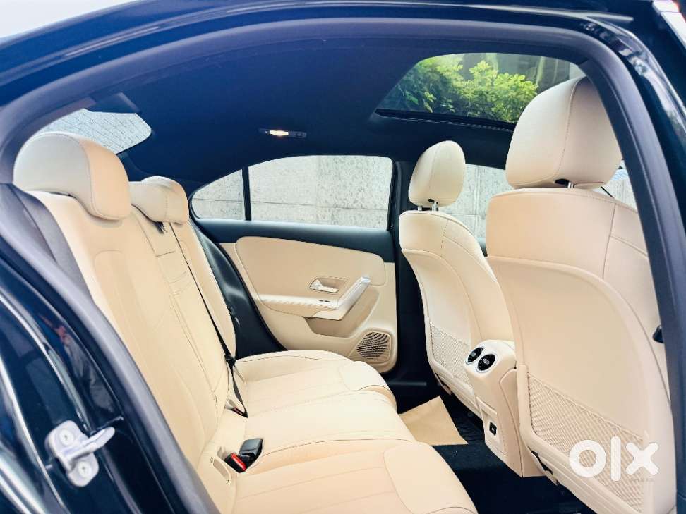 Mercedes-benz A-class Limousine 1.3 A 200, 2023, Petrol