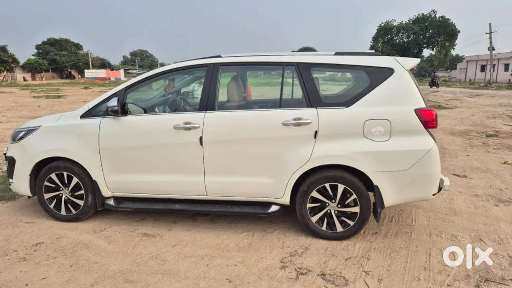 Toyota Innova Crysta 2024 Diesel 20000 Km Driven
