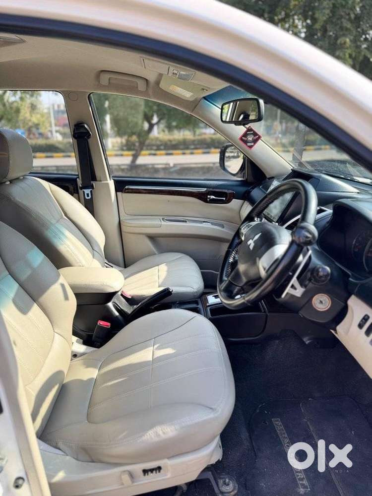 Mitsubishi Pajero Sport 2.5 Automatic, 2015, Diesel