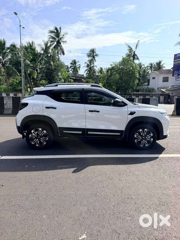 Renault Kiger Rxz, 2023, Petrol