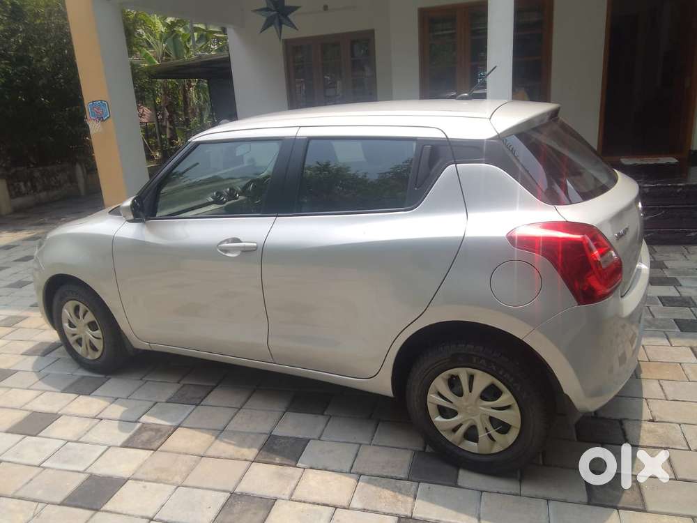 Maruti Suzuki Swift Vxi + Manual, 2018, Petrol