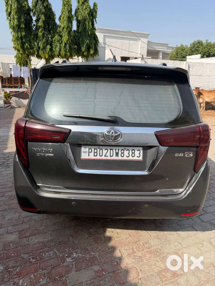 Toyota Innova Crysta Diesel 2017