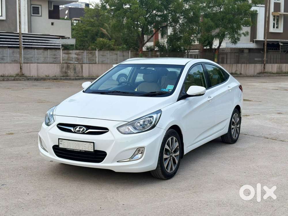 Hyundai Verna Fluidic 1.6 Vtvt Sx, 2013, Petrol