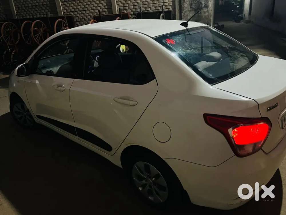 Hyundai Xcent 2016 Diesel Well Maintained