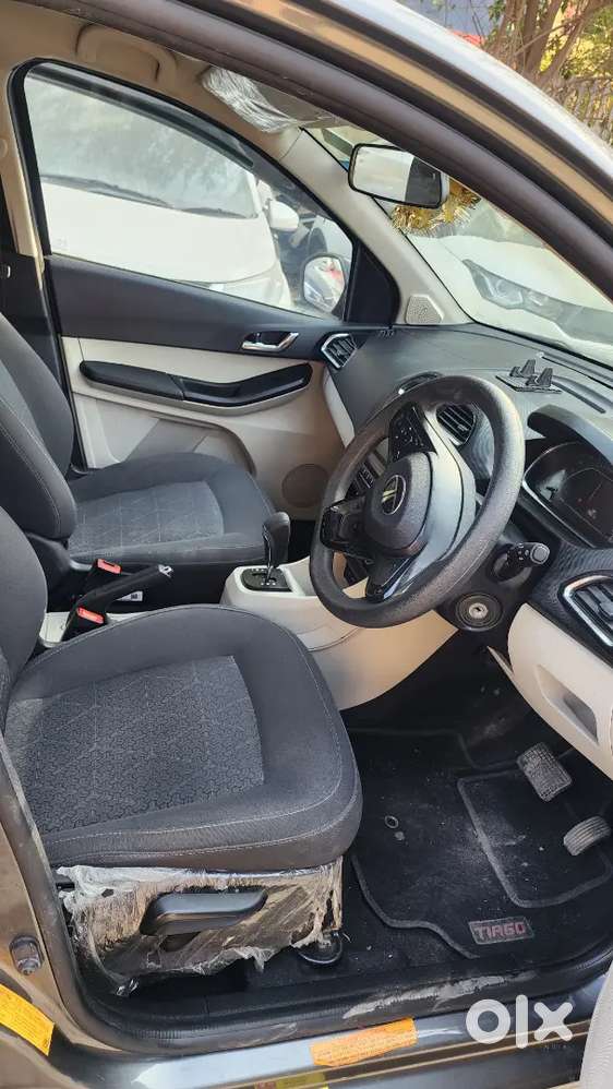 Tata Tiago Revotron Xza Plus Amt 2024