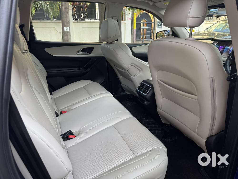 Mahindra Xuv700 Ax7 Awd, 2023, Diesel