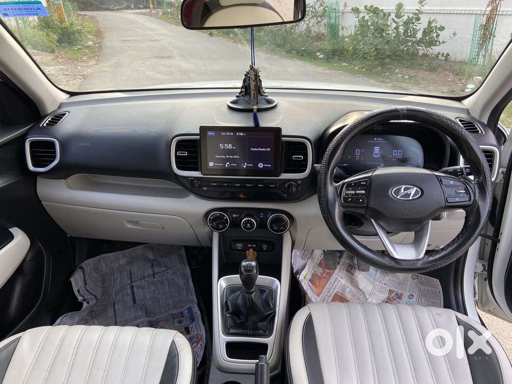 Hyundai Venue S Plus Mt 1.2 Kappa, 2022, Petrol